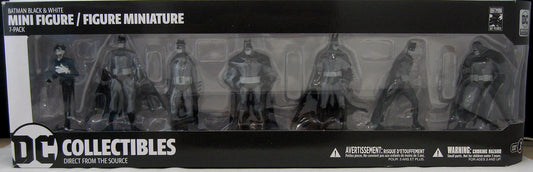 Batman Black & White 3.75 Inch Mini Statue PVC Mini PVC - Batman 7-Pack Mini #3
