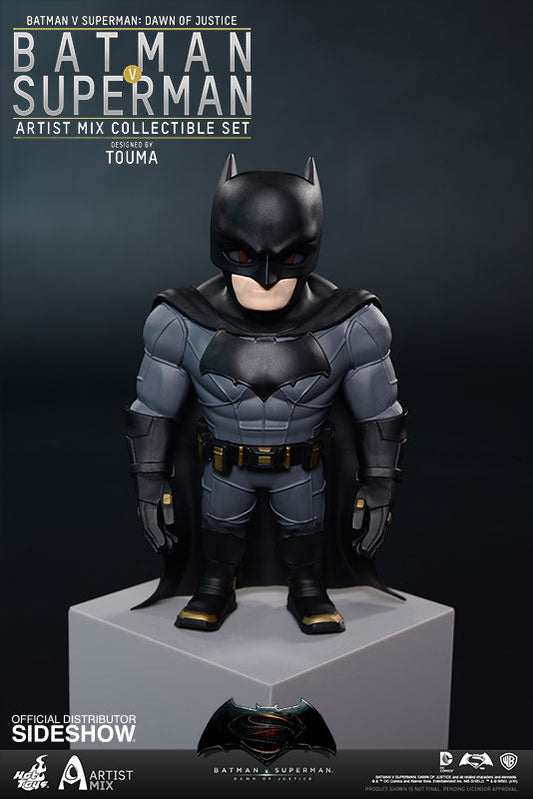 Batman v Superman Dawn of Justice 5 Inch Static Figure Bobblehead Artist Mix Collection - Batman Hot Toys 902638 (Shelf Wear Packaging)